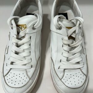 Golden Goose White Leather Sneakers Classic Design